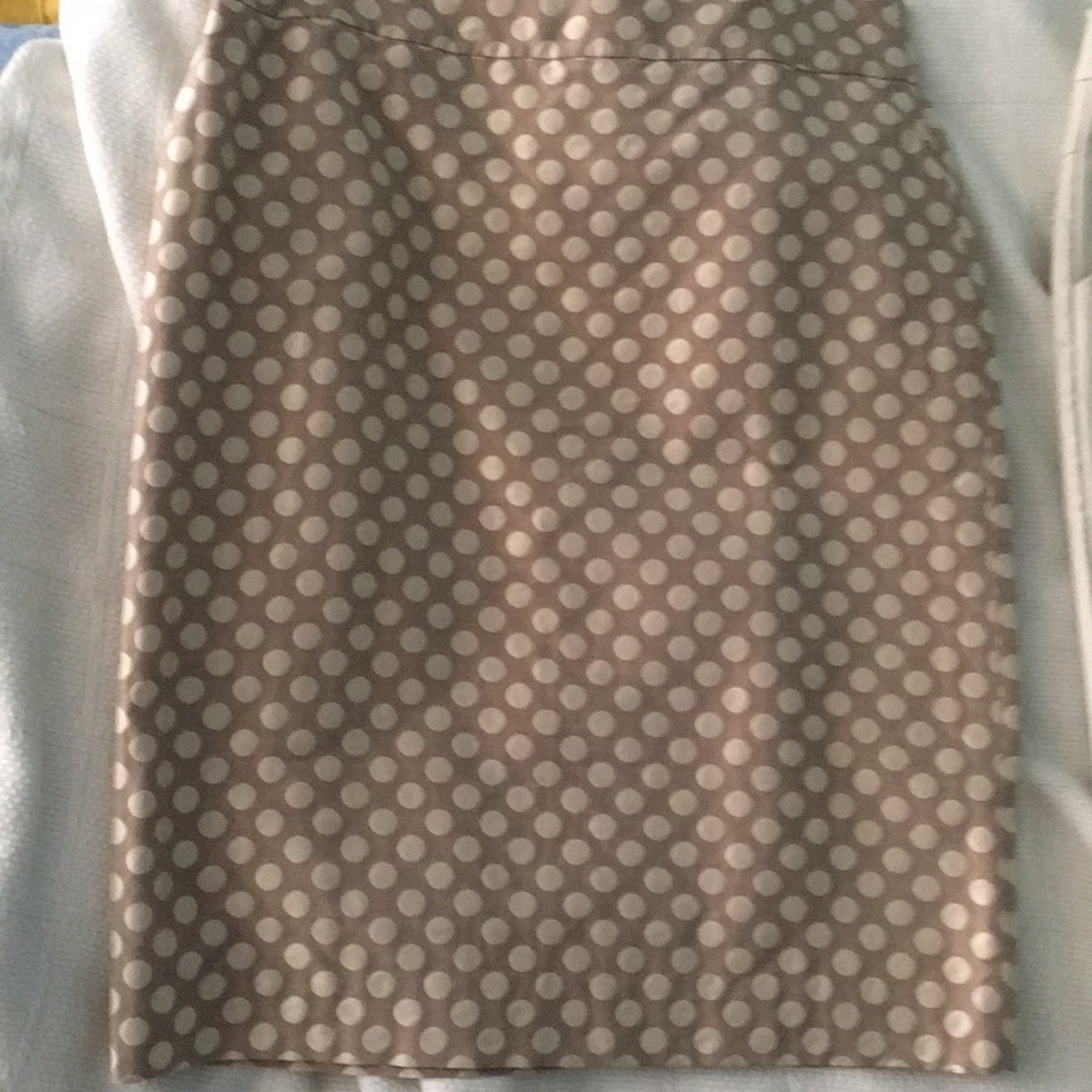🆕 Jcrew dotted pencil skirt